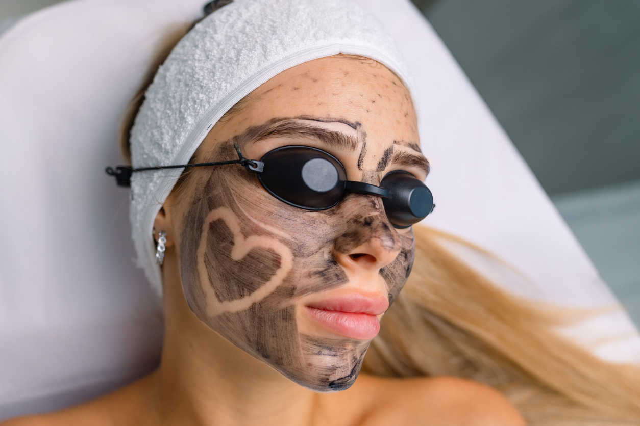 Gesichtsbehandlung im Institut Living Beauty